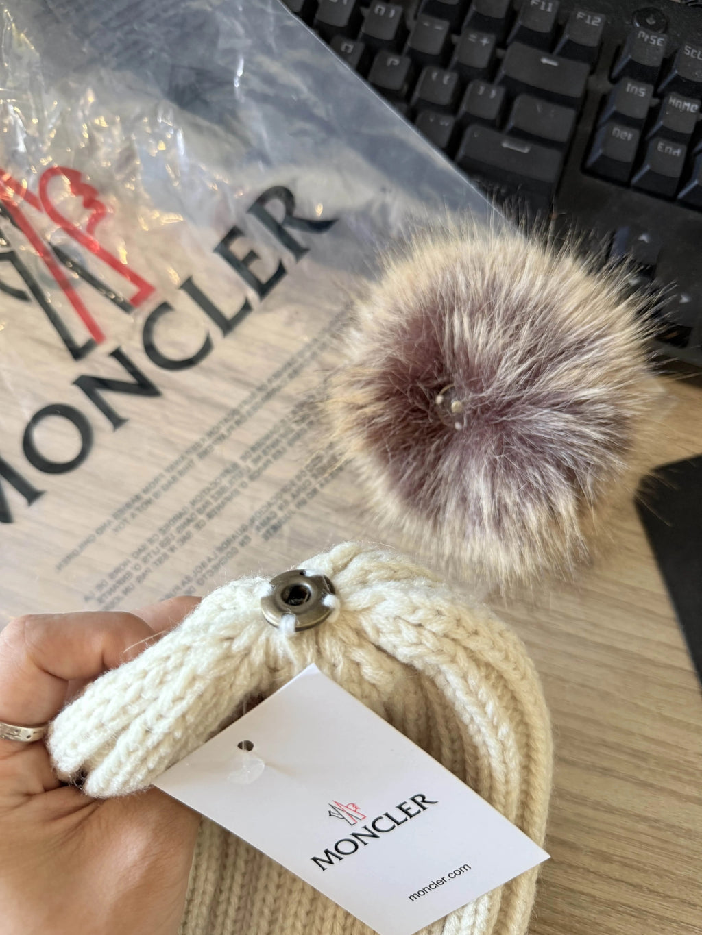 Moncler Beanie Woman