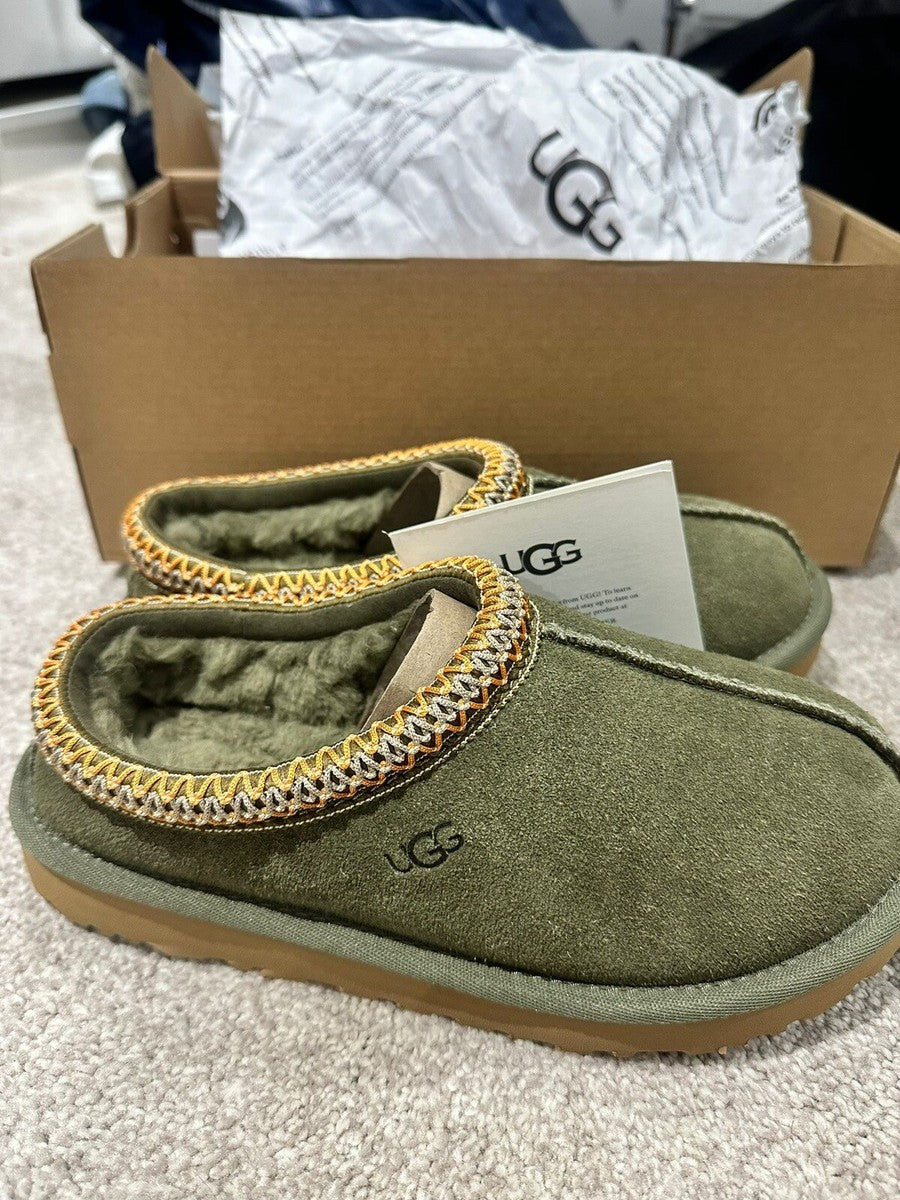 UGG Tasman
