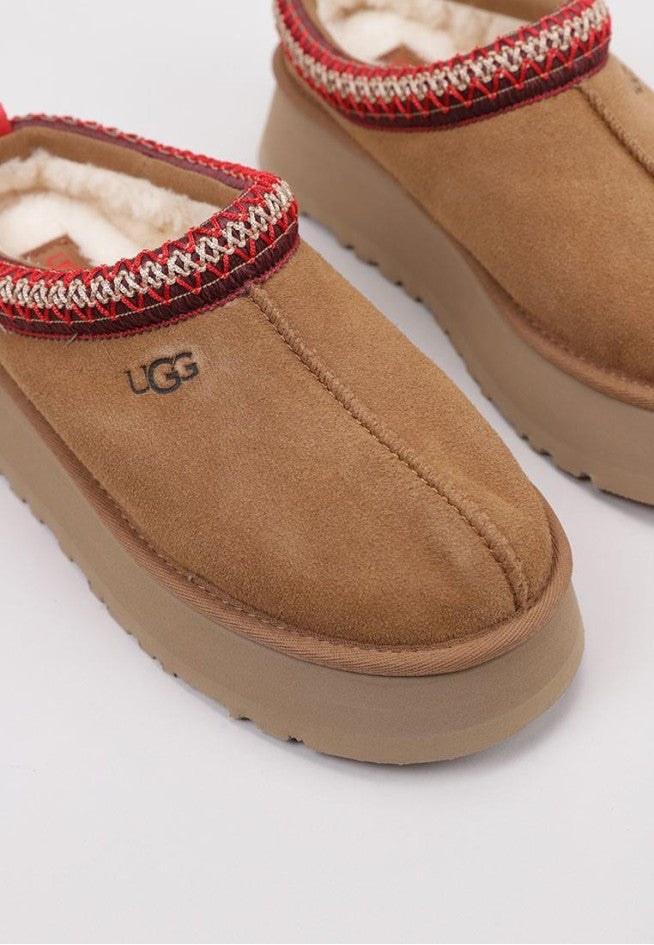 UGG Tasman